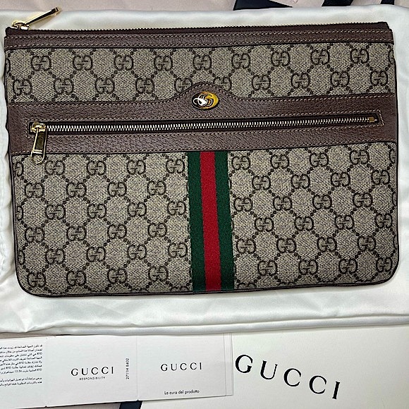 NEW Gucci Ophidia GG Supreme Pouch - Picture 1 of 12